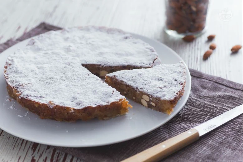 Delicious Italian Panforte either with almond and fruit peel or walnut &dried figs, 530 Gr