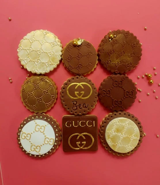 Gucci Griffe. 12 x 10 cm. Stampo in Rilievo
