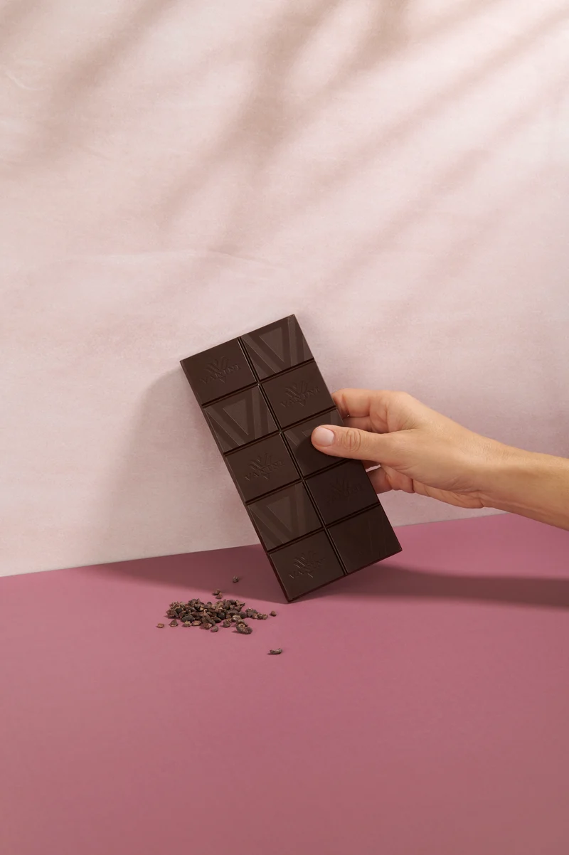Tavoletta Vanini Monorigine Perù Fondente 74% con granella di cacao