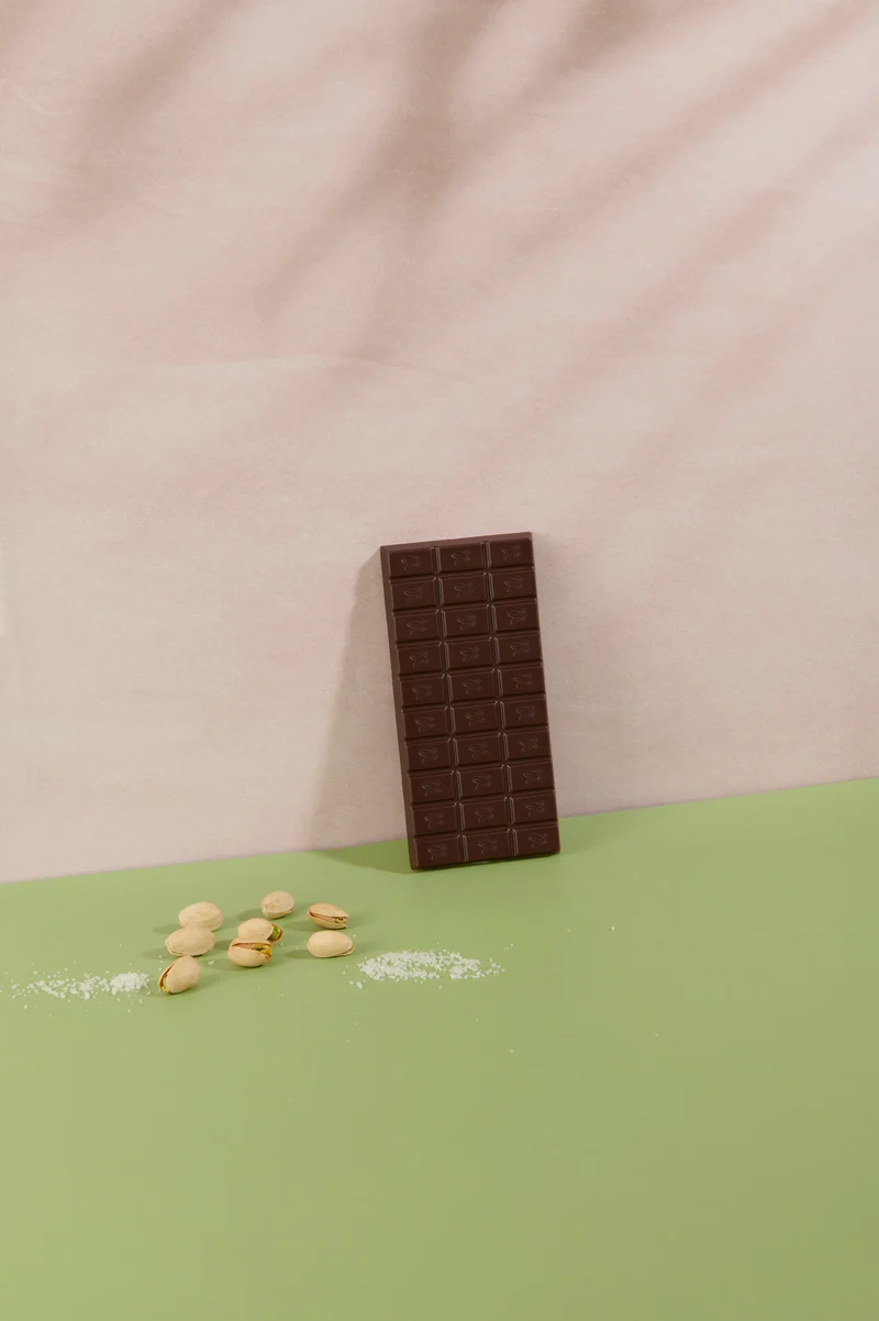 Tavoletta Vanini Uganda Fondente Bio 56% con pistacchi salati