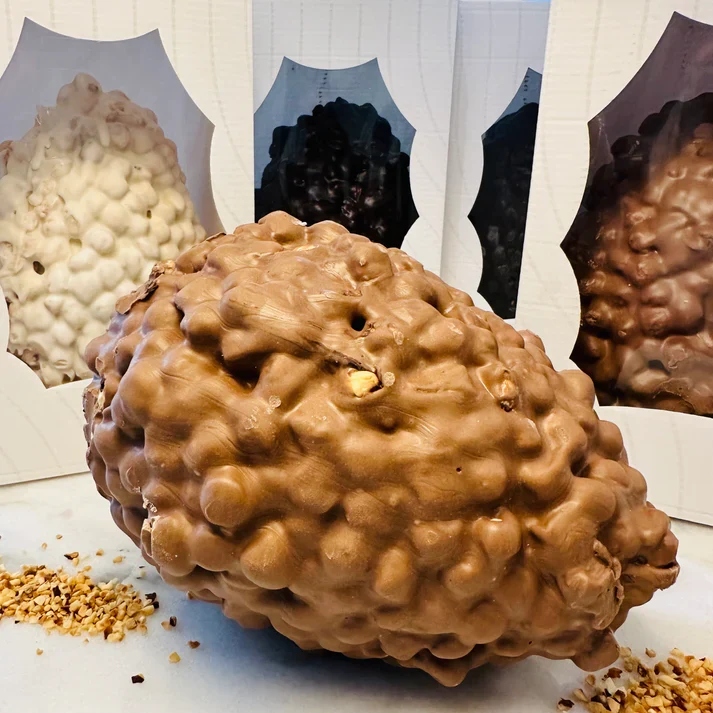 Uovo Nocciolato Croccante 1 kg. SENZA GLUTINE.