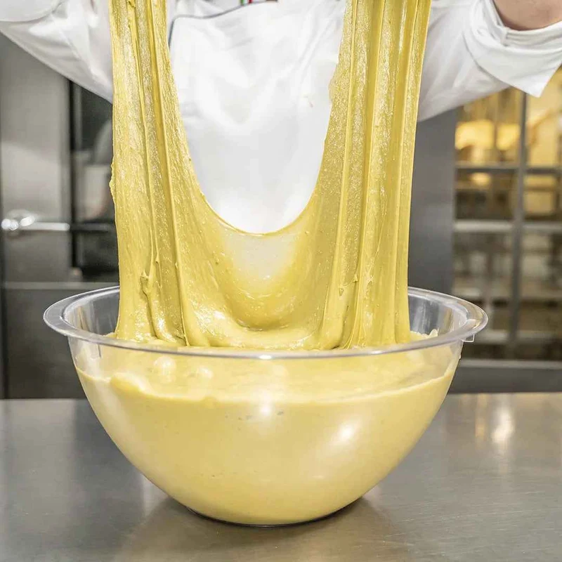 Colomba artigianale senza lattosio Cuore d'Albicocca,con glassa alle mandorle. 1 KILO.