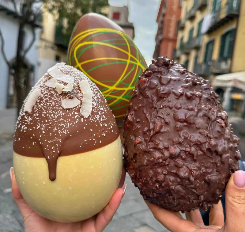 Uovo di Pasqua Bigusto cocco e cioccolato, con golosa sorpresa