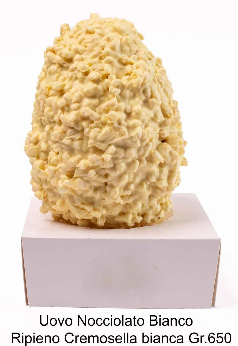 Uovo nocciolato ripieno di crema bianco gr.650