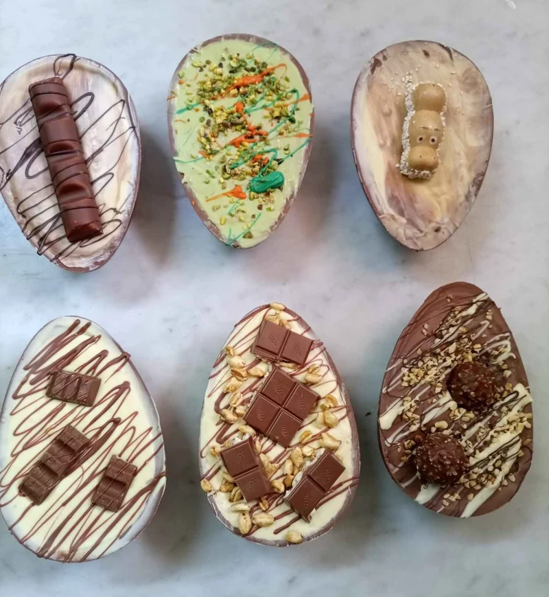 MEZZO uovo farcito con gusto a scelta.WORLD PRODUCTS SHOP.By Chef Giovanni Pantaleo