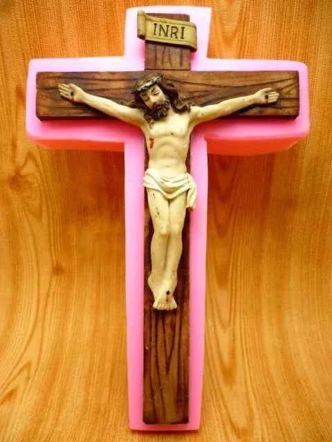 Grande Croce con Gesù di 19 cm. Stampo in silicone