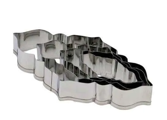 Set di 4 grandi Cornici decorative in metallo. Stampo Cutter Tagliapasta Cornice Ovale