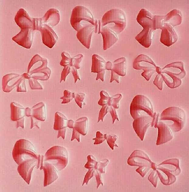 Fiocchi e Papillon. Stampo in Silicone con 16 Fiocchi