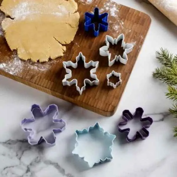 Fiocco di Neve. Set di 7 Tagliapasta in metallo.Wilton