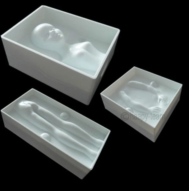 Figura di Uomo Donna e Bambino completi in 3/D. Set di 18 stampi in plastica
