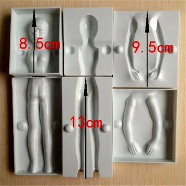 Figura di Uomo Donna e Bambino completi in 3/D. Set di 18 stampi in plastica