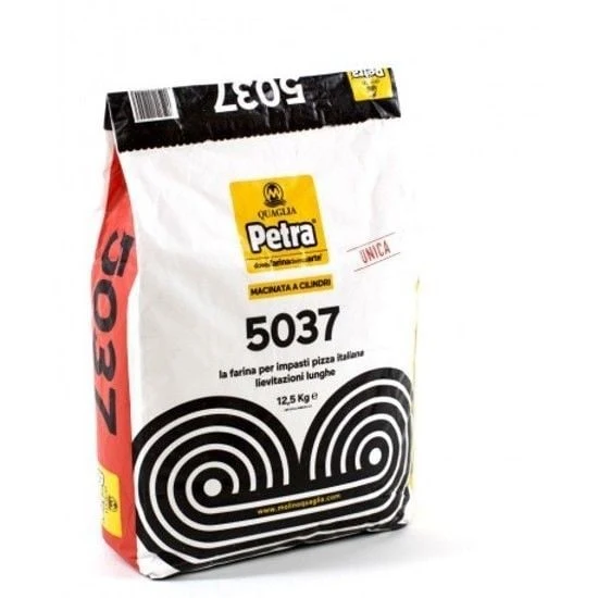 PETRA 5037 UNICA. Pizza a Lunga lievitazione. Farina W 300-330