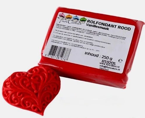Fire red.Pasta di zucchero FunCakes. 250 gr. Senza Glutine e Kosher