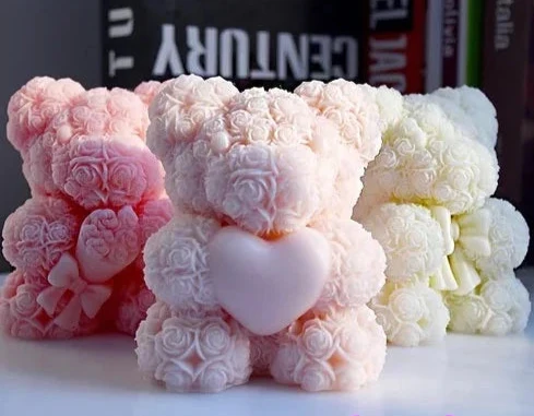 Grande Orsetto con Rose e Cuore. Stampo 14 cm in silicone anche per Candele