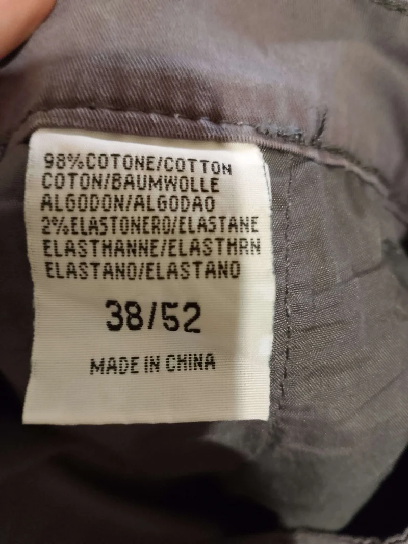 Pantalone Uomo. GRIGIO. ESTATE. Pantalone Elegante casual. Tasca America. Taglia 52/L