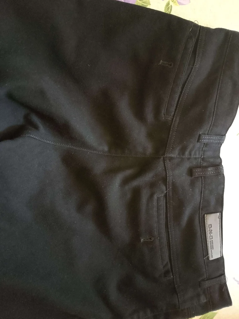 Pantalone Uomo.Cotone. Pantalone elegante. Tasche America. Nero Elegante.