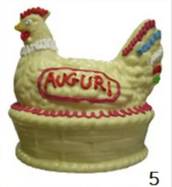 Gallo e gallina di pasqua di cioccolato. World products shop.