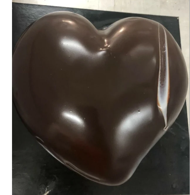 Torta San valentino glassa alla fragola e cioccolato.By Chef Giovanni Pantaleo