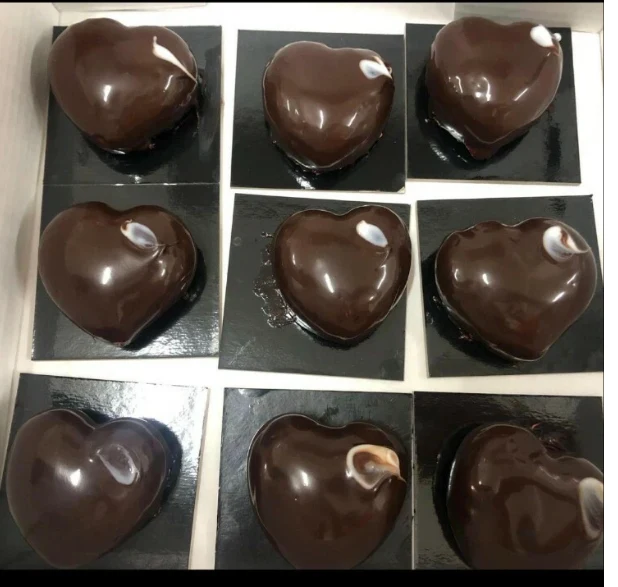 Torta San valentino glassa alla fragola e cioccolato.By Chef Giovanni Pantaleo