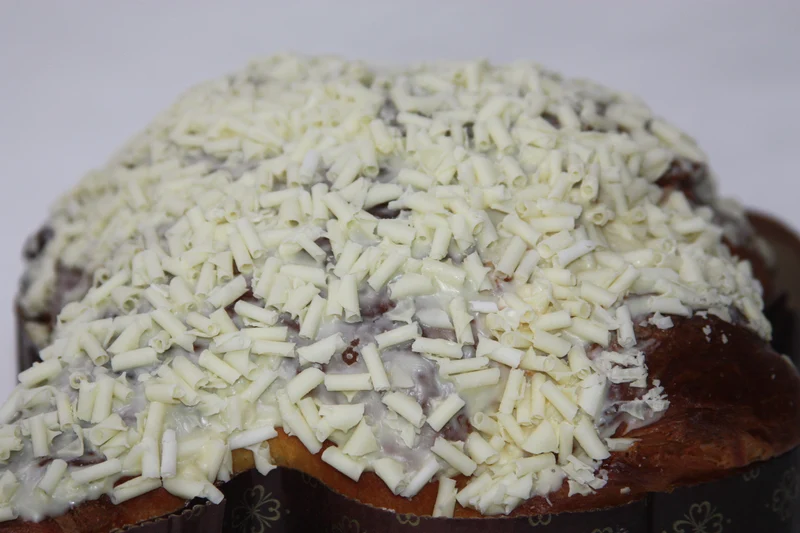 Colomba Albicocche e Cioccolato Bianco
