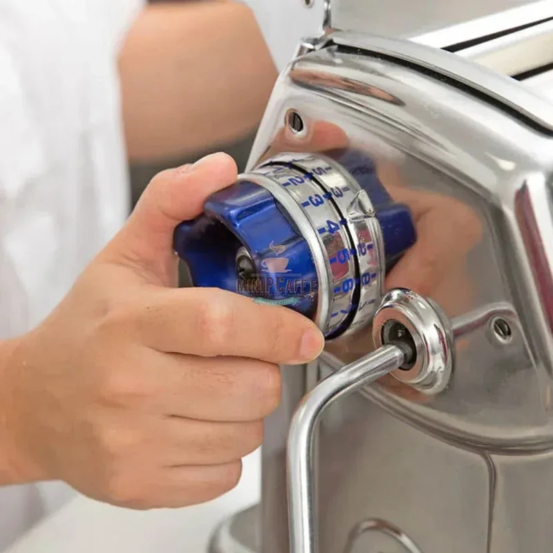 Imperia R220 Manual Pasta Maker with 1 Cutter