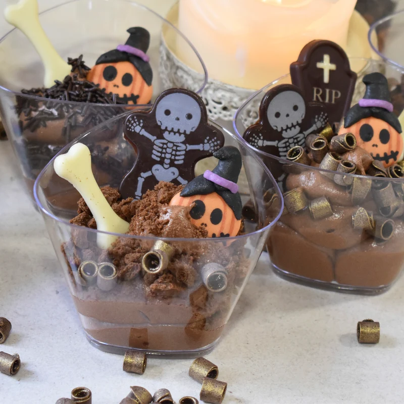 DECORACION CHOCOLATE NEGRO ESQUELETO HALLOWEEN 72 UDS