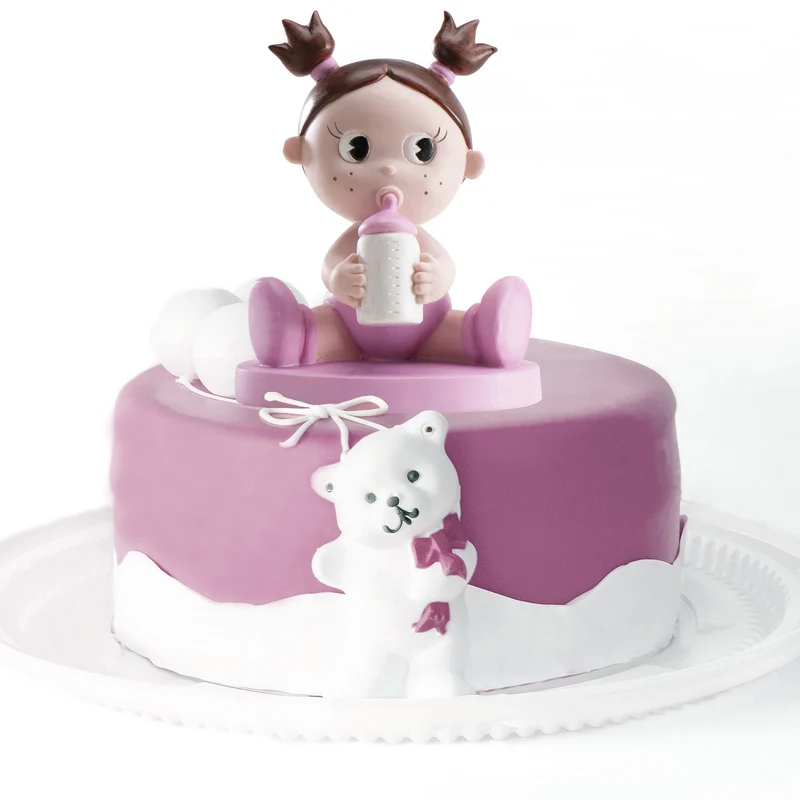 FIGURA TARTA BAUTIZO NIÑA CON BIBERÓN 10CM