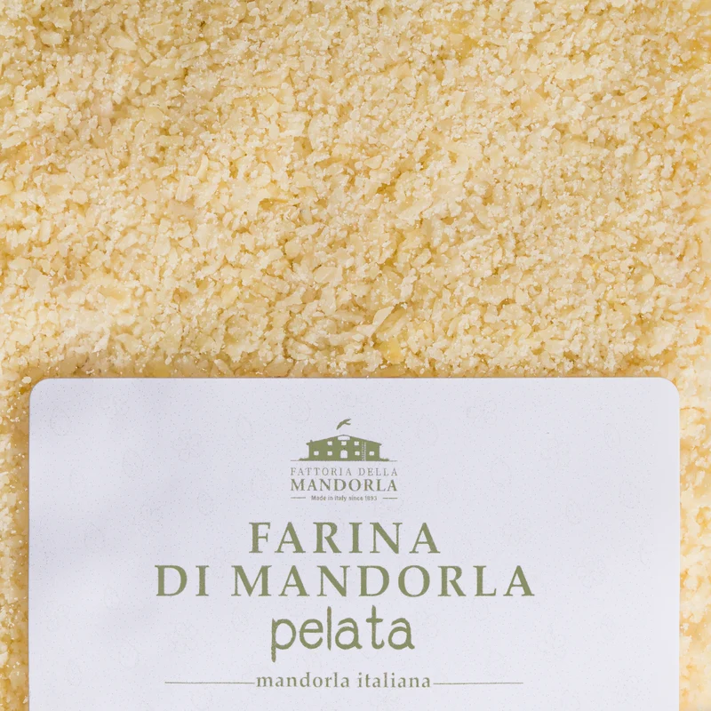 Farina di mandorla pelata
