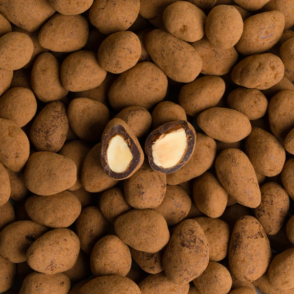 Mandorle al cioccolato fondente - ricoperte al cacao
