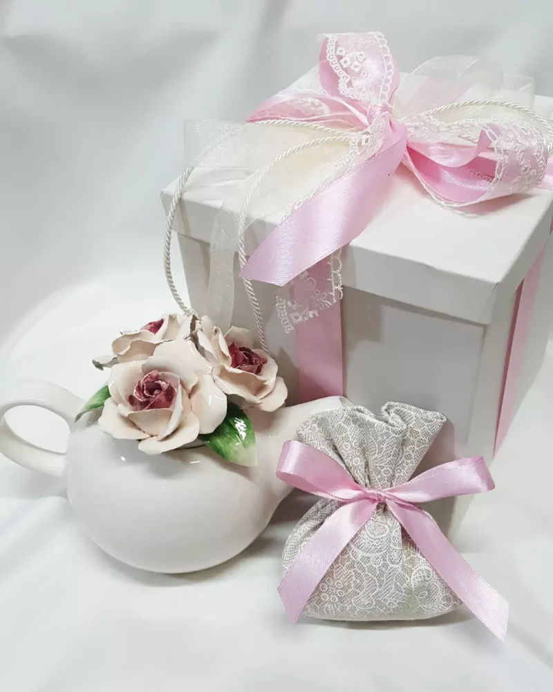Teiera con fiori