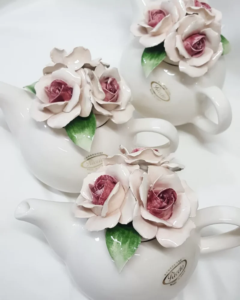 Teiera con fiori