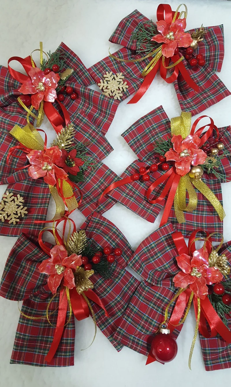 Fiocco 20cm scozzese con stella in ceramica rossa