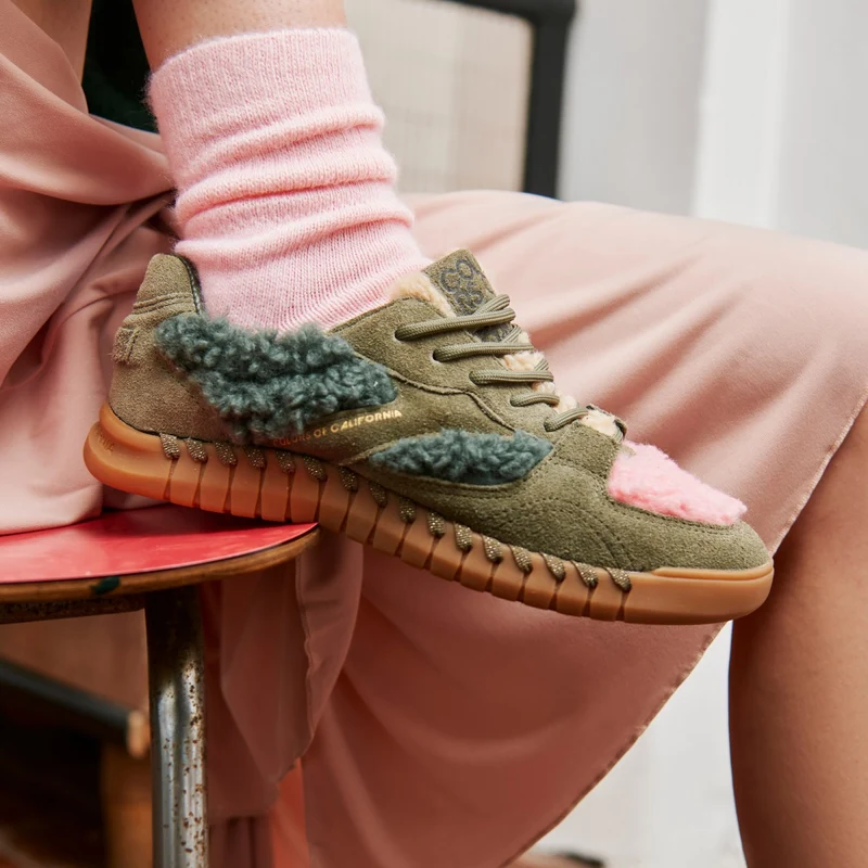 Sneaker con pelo teddy - Colors Of California