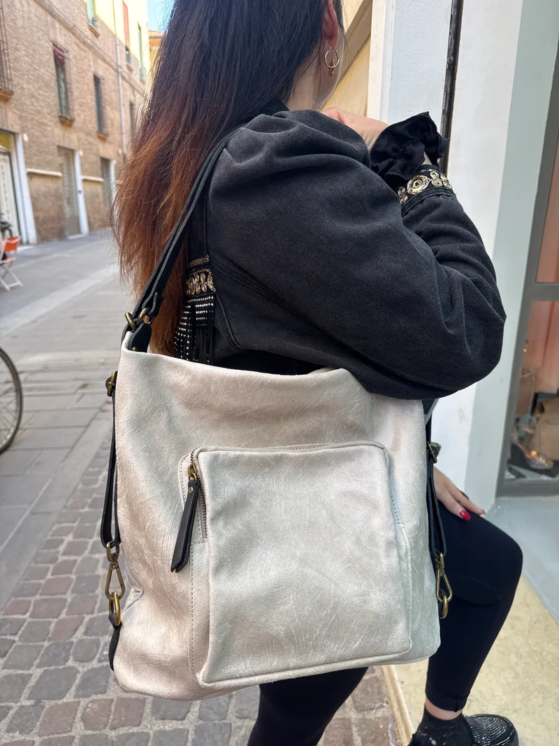 Modello Lara