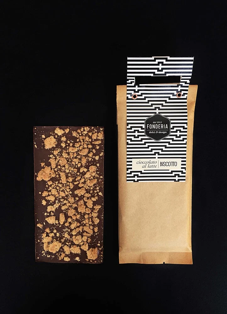 Tavoletta al latte con nocciole