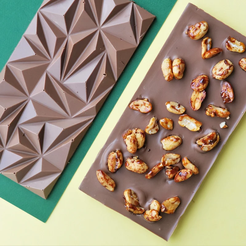 Cioccolato al latte & arachidi salate caramellate