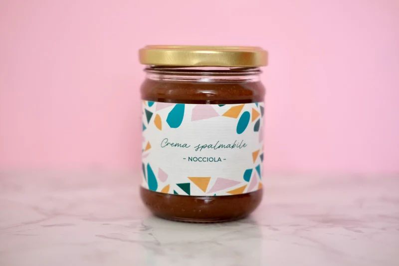Crema spalmabile alla nocciola (vegano)